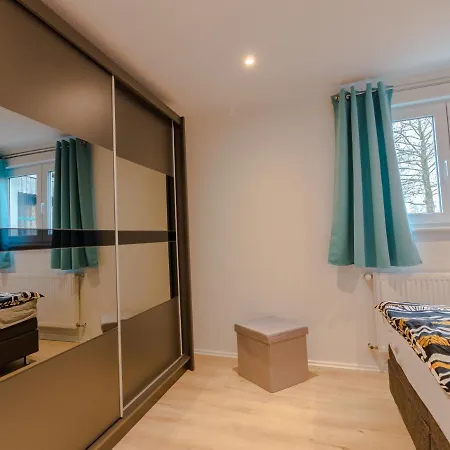Moderne Ferienwohnung Mit Komfort Und Extras - Ideal Fuer Fahrradfahrer Jever Esterno foto