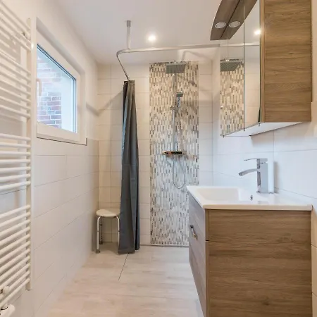 Moderne Ferienwohnung Mit Komfort Und Extras - Ideal Fuer Fahrradfahrer Jever Esterno foto